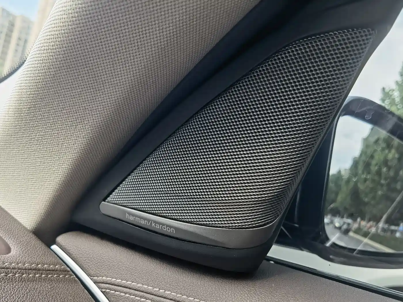BMW 5 Series 2020 525Li Luxury Package фото 7