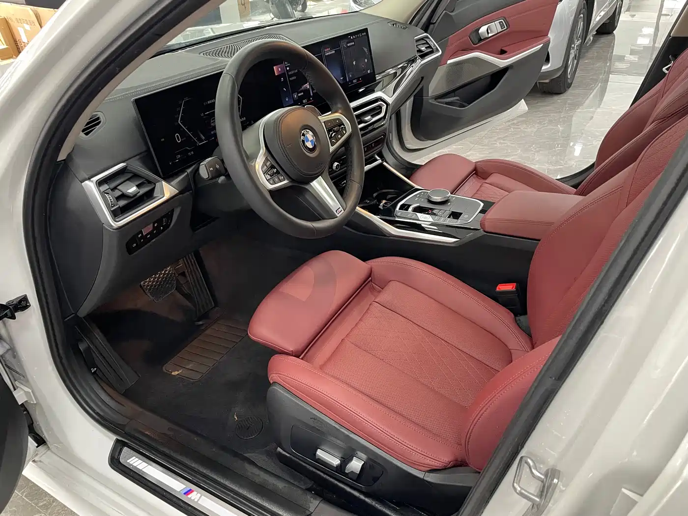 BMW 3 Series 2023 320Li M Sport Package фото 5