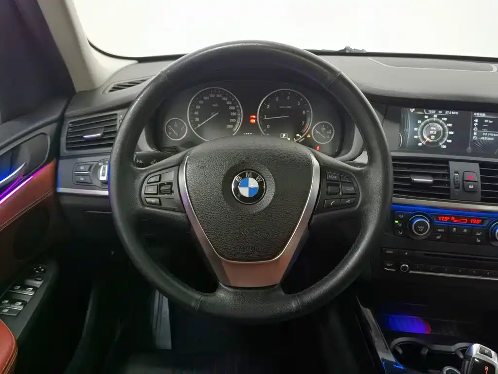Photo 11 - BMW X3 (Import)