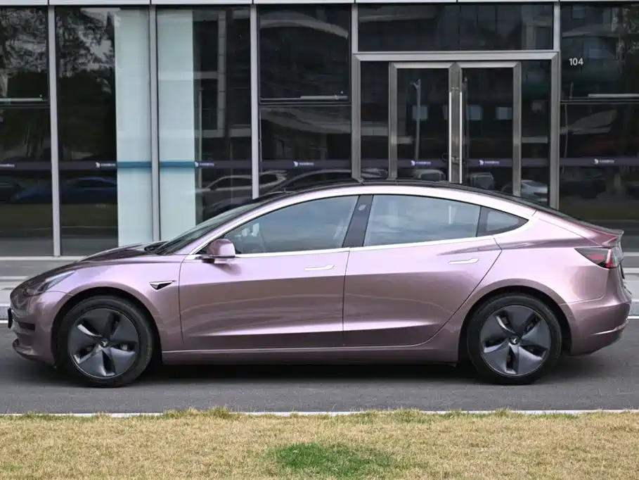 TESLA MODEL 3 (IMPORTED)