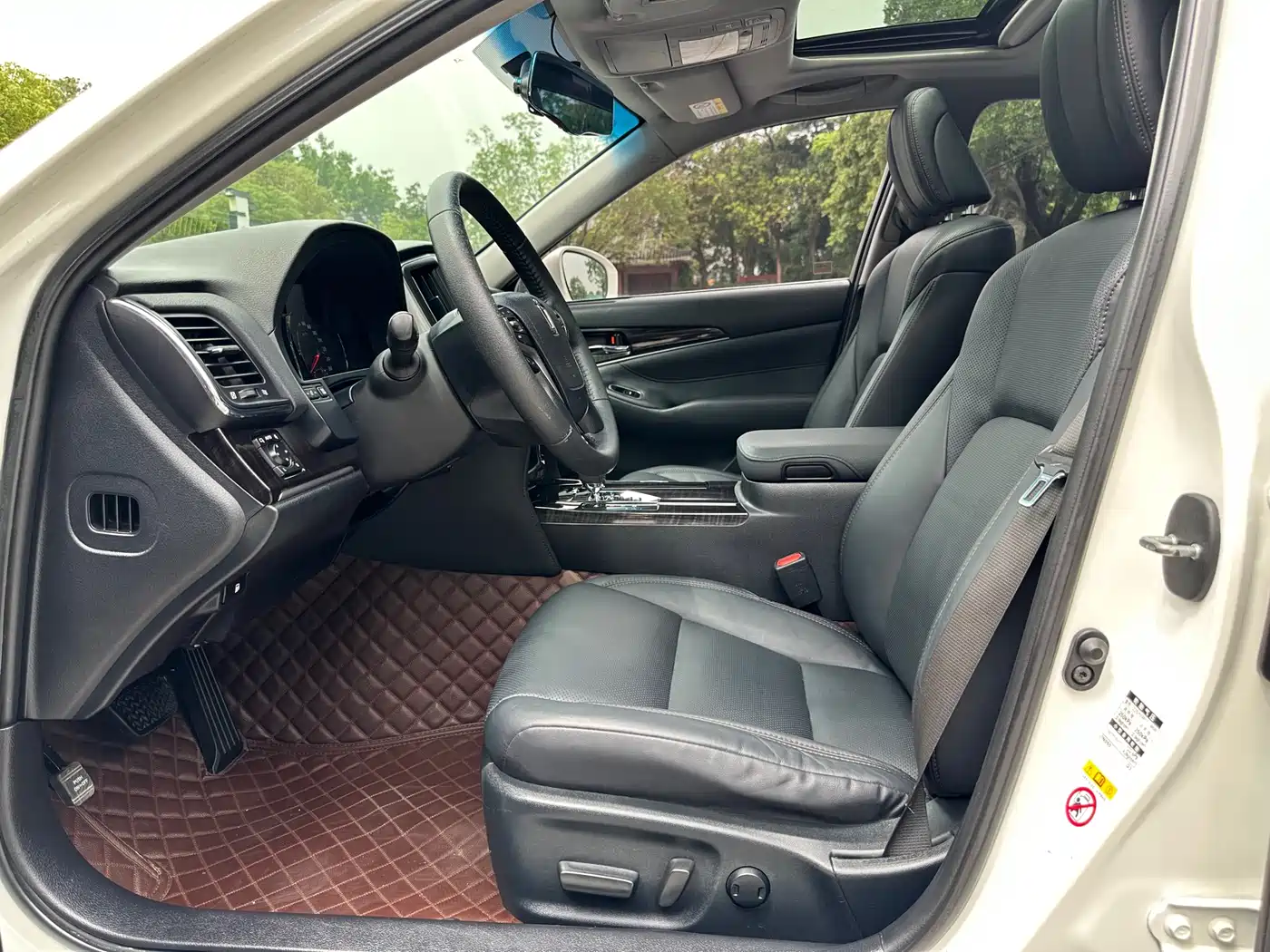 Toyota Crown 2015 2.0T Fashion фото 4