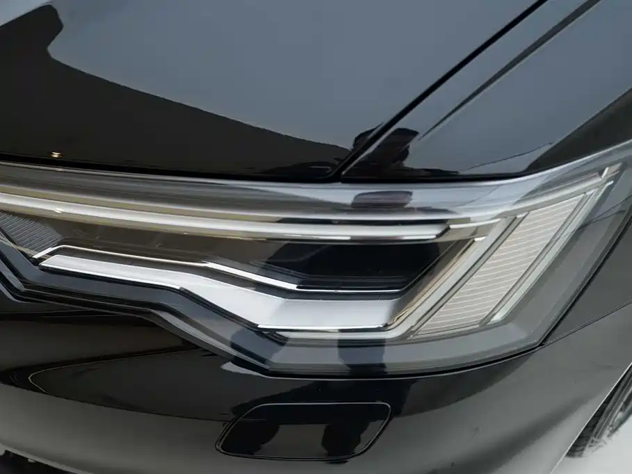 Audi A6L 2020 40 TFSI Luxury Dynamic фото 14