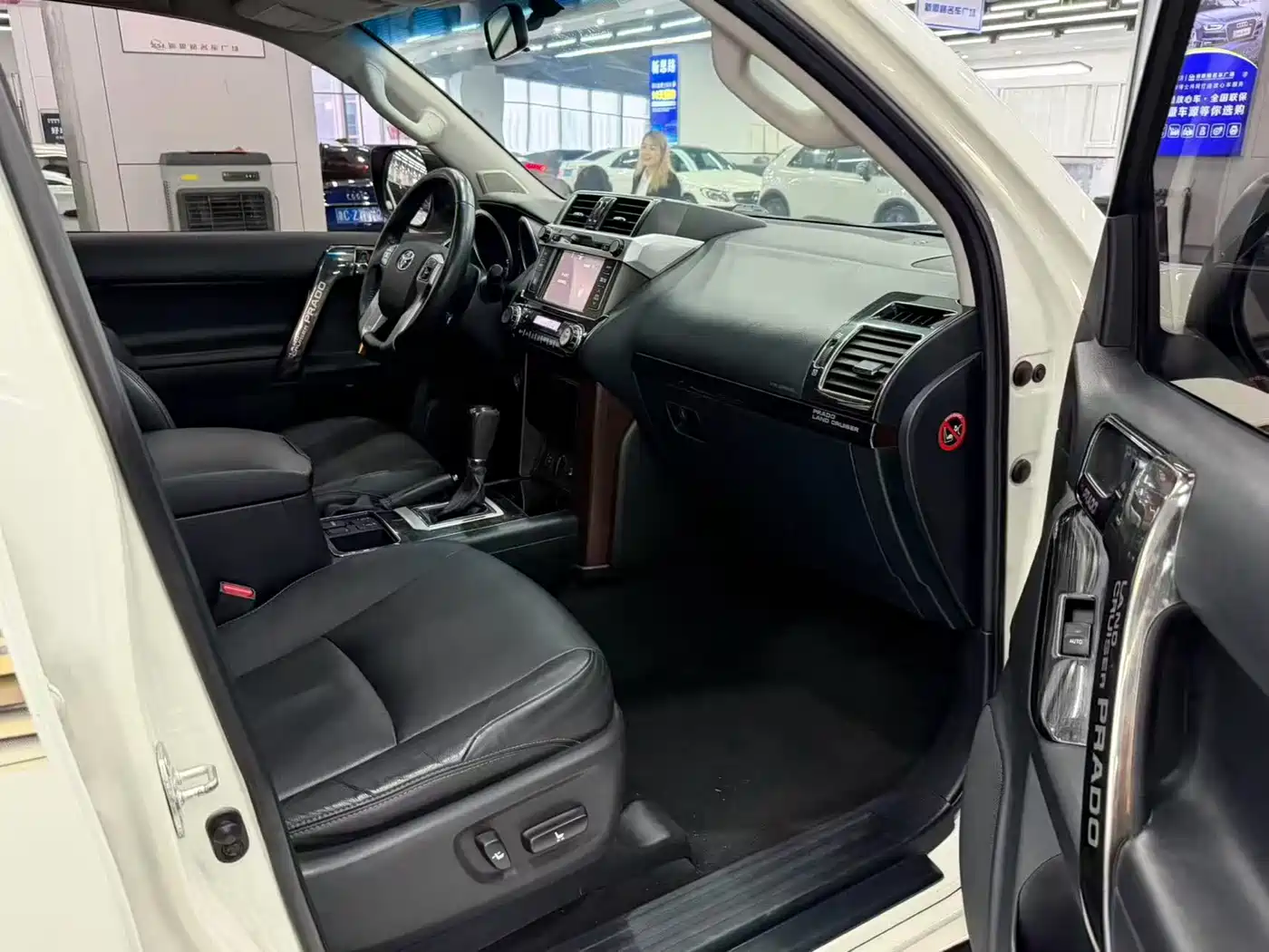 Toyota Prado 2016 3.5L Auto TX-L NAVI фото 7
