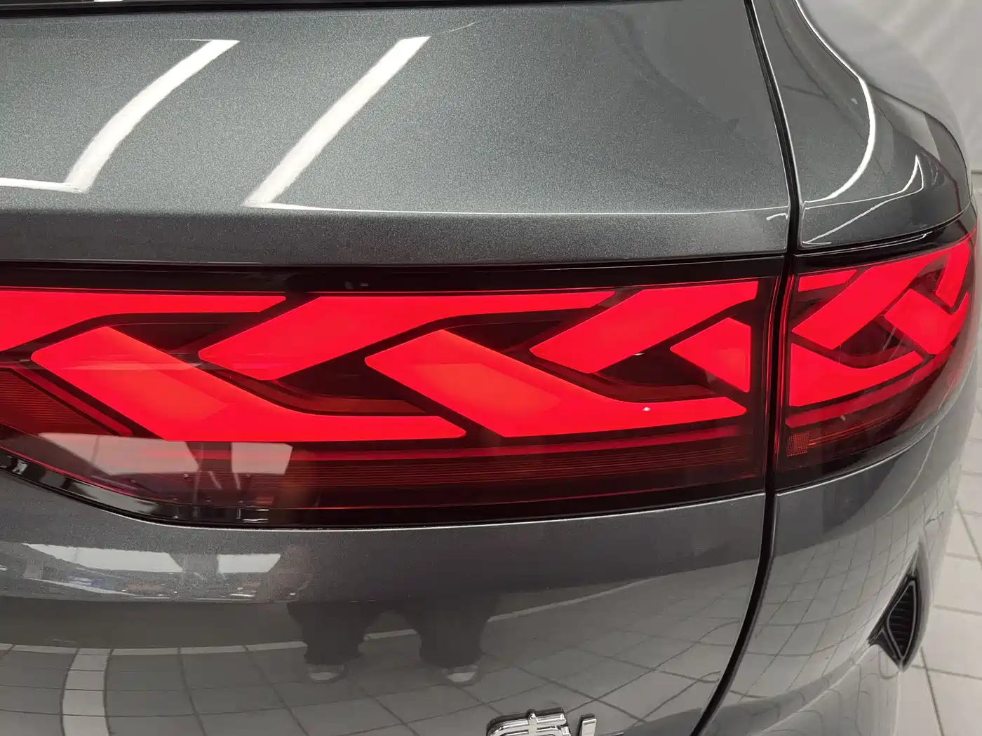 BYD Tang L 2025 DM 175KM Drone Player Edition фото 17