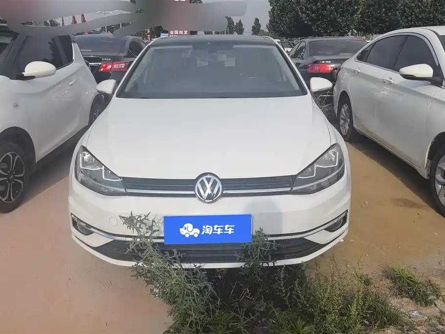 Volkswagen Golf 2020 280TSI DSG Comfort фото 2
