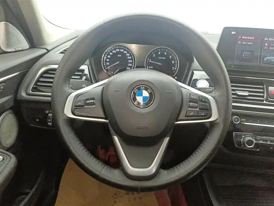 BMW 1 Series 2021 Facelift 120i M Sport фото 15