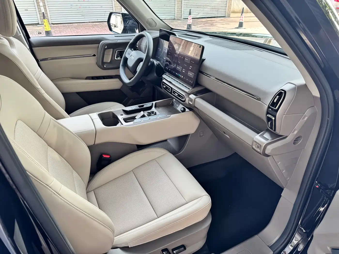 Haval Second-Generation Big Dog New Energy 2025 Hi4 145km Premium Edition фото 6