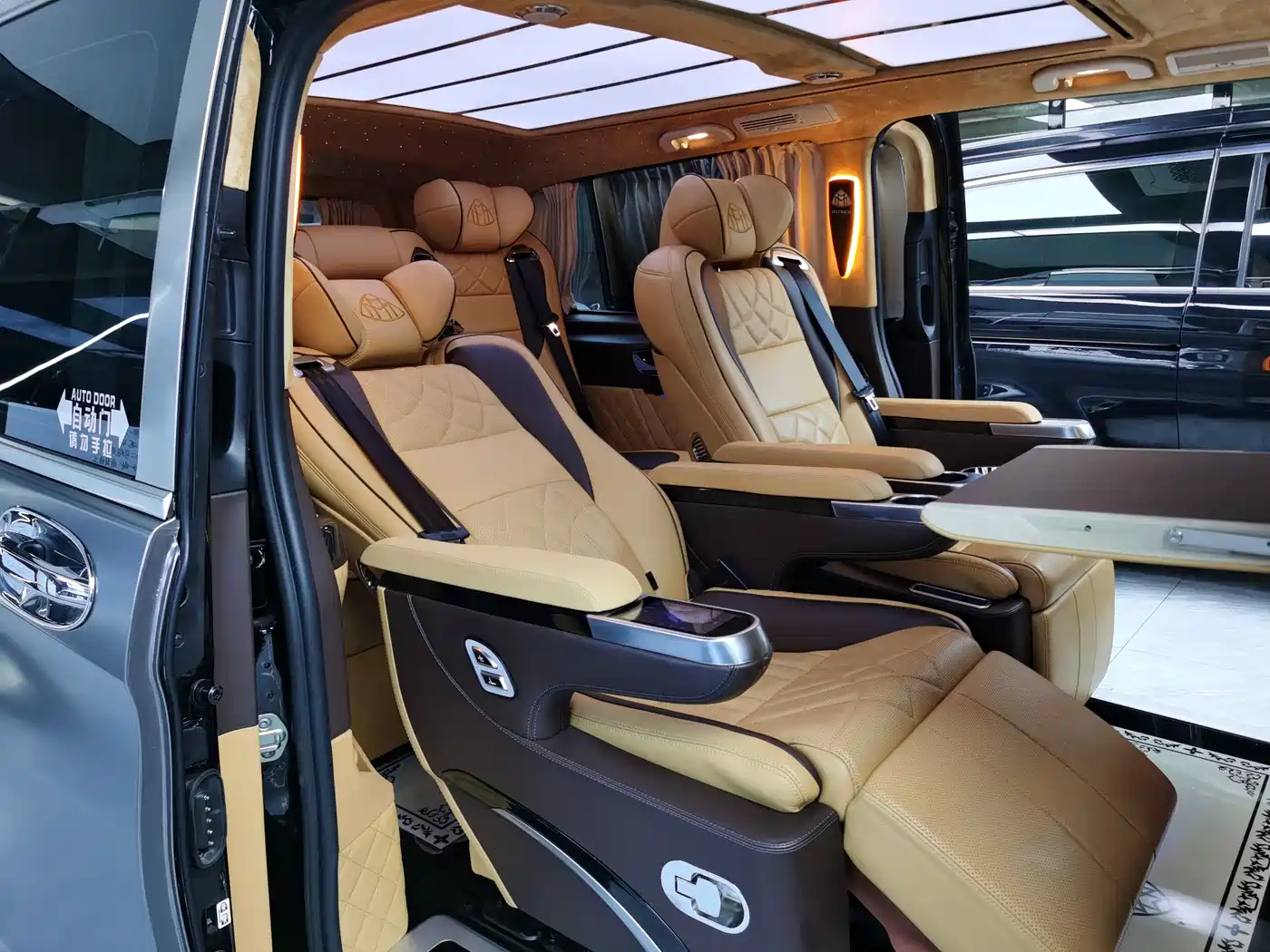 Mercedes-Benz Vito 2020 2.0T Business Edition (7-seater) фото 7