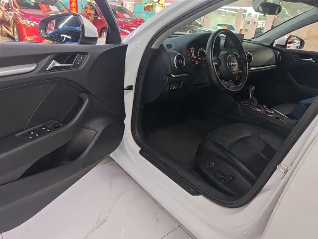 Audi A3 2014 Limousine 35 TFSI Auto Trend фото 16