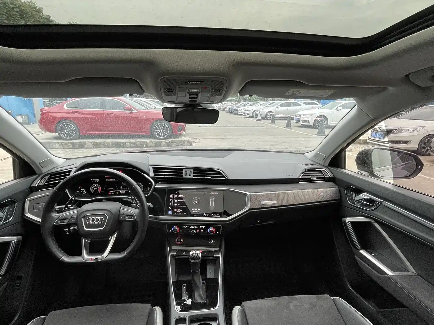 Audi Q3 2023 35 TFSI Fashion Dynamic (1.4T) фото 15