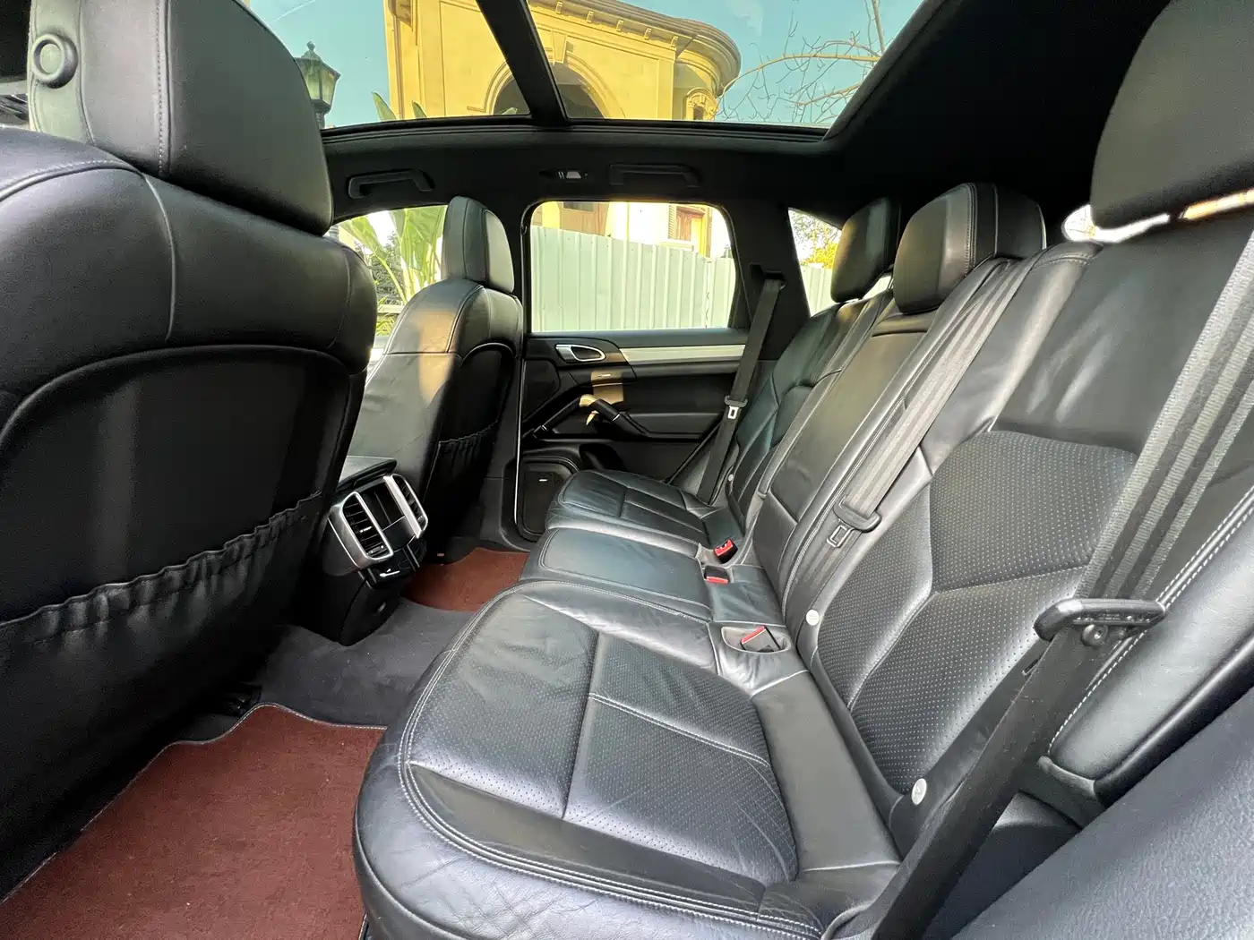 Porsche Cayenne 2011 Cayenne S 4.8L фото 6