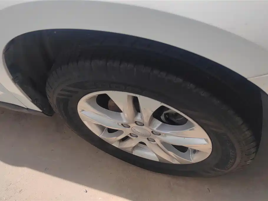 Haval M6 2019 1.5T DCT 2WD Value Edition (China VI) фото 6