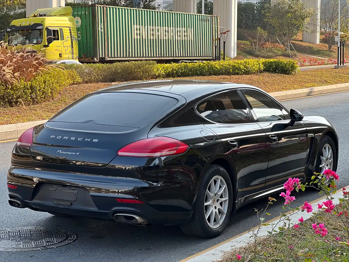 Porsche Panamera 2014 Panamera 4 3.0T фото 7