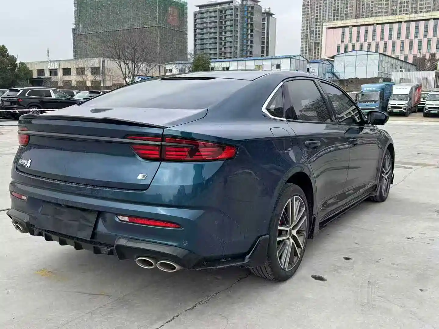 Фото 7 - Geely Preface