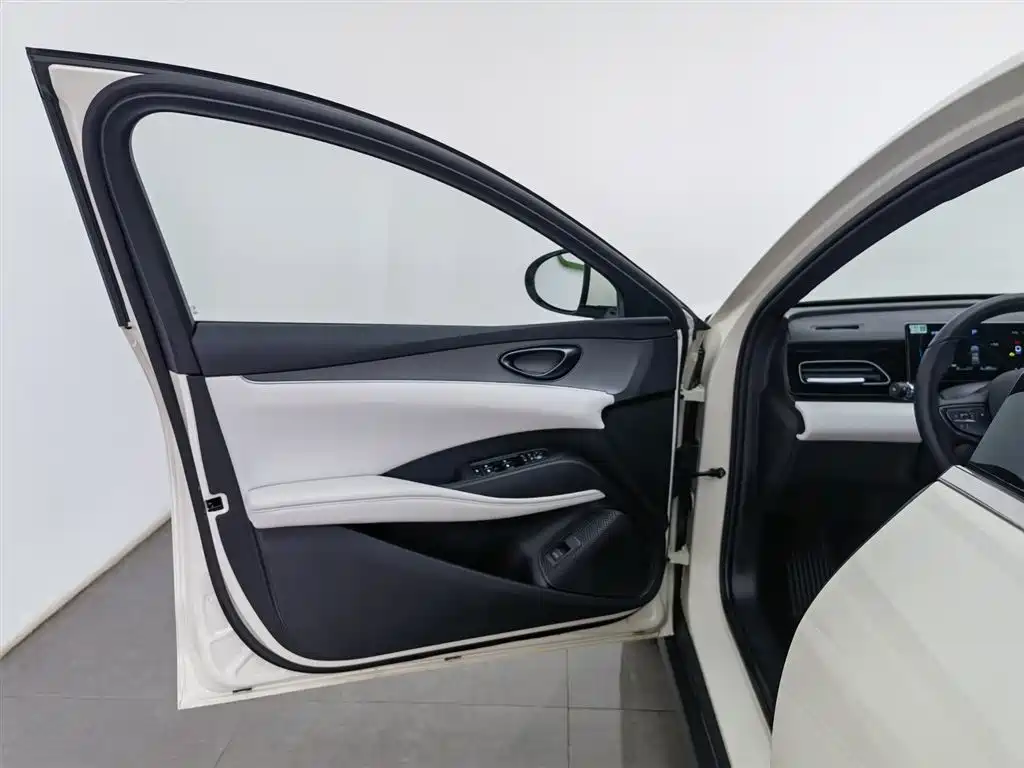 BYD SEAL 06 NEW ENERGY