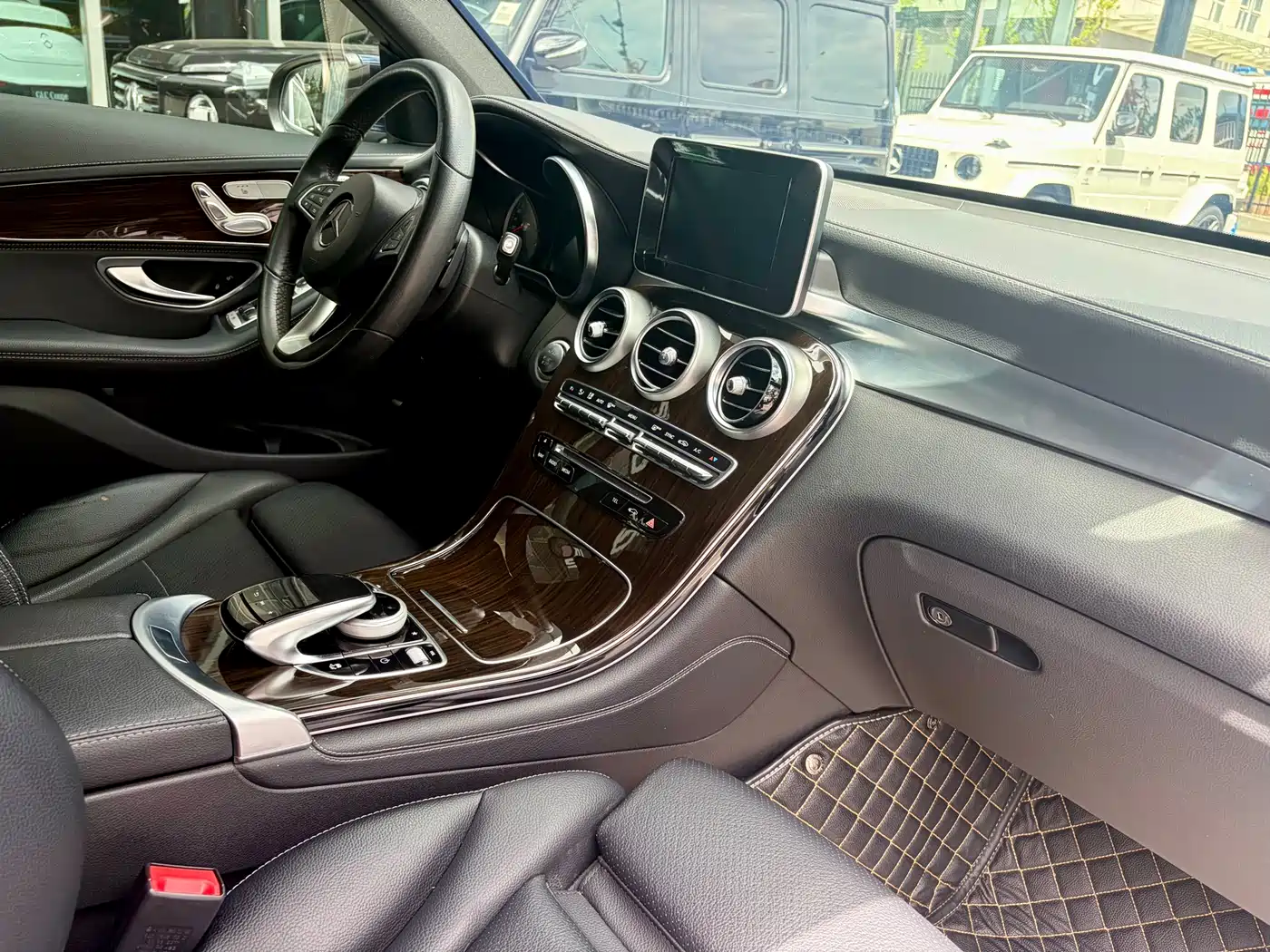 Mercedes-Benz GLC 2017 GLC 260 4MATIC Dynamic фото 22
