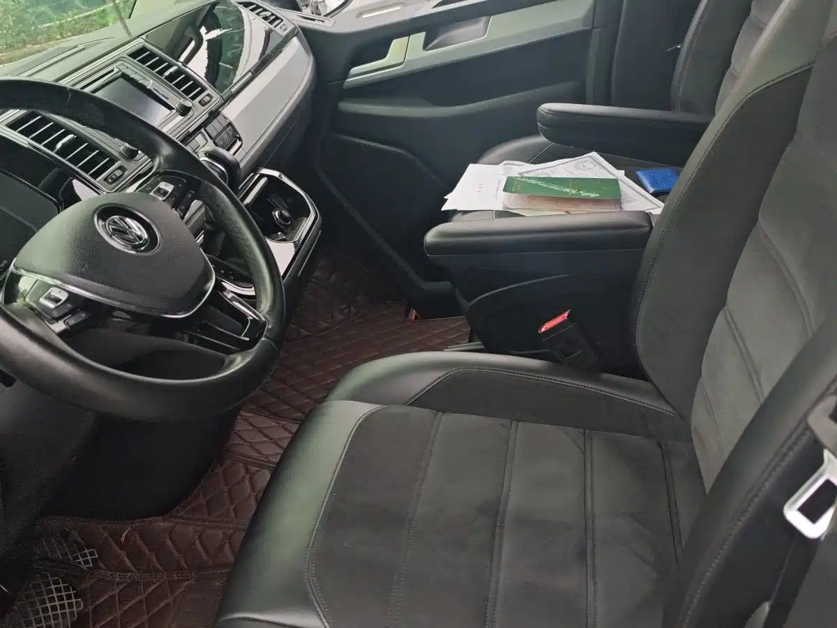 Volkswagen Multivan 2017 2017 2.0TSI 4WD Explorer 7-seater