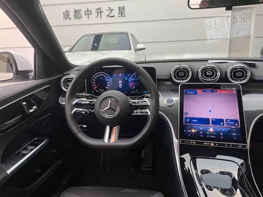 Mercedes-Benz C-Class 2024 C 260 L Sport фото 11