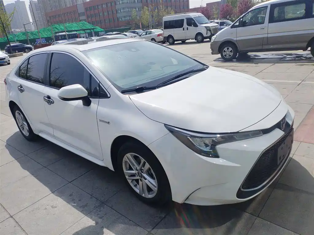 Toyota Levin 2022 Dual Engine 1.8H E-CVT Luxury Edition фото 22