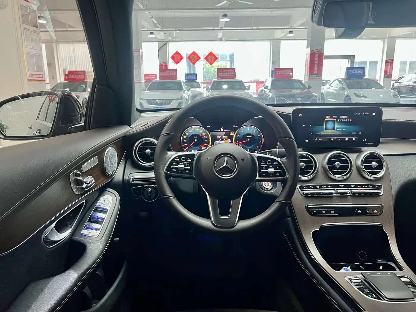 Mercedes-Benz GLC 2021 GLC 300 L 4MATIC Sporty фото 10