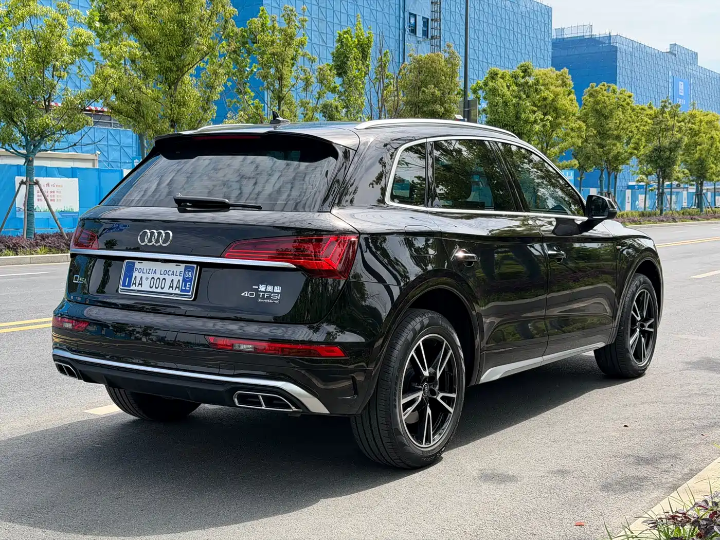 Audi Q5L 2025 40 TFSI Fashion Dynamic фото 10