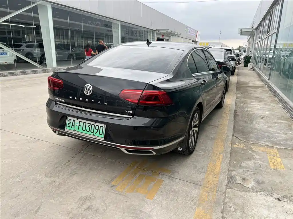 Volkswagen Magotan GTE Plug-in Hybrid 2020 GTE Luxury фото 5