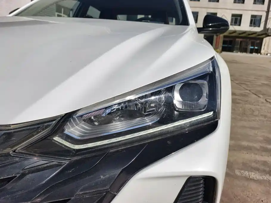 2025 Dongfeng Aeolus Yixuan