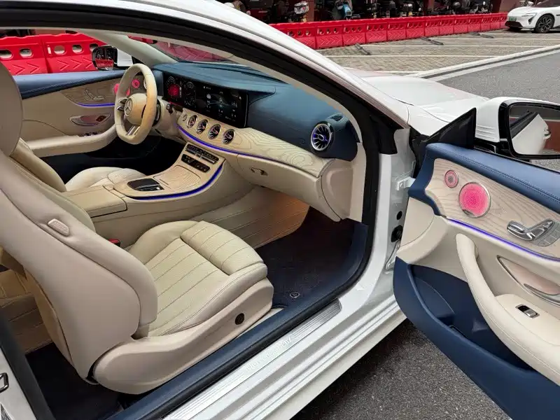 Mercedes-Benz E-Class (Import) 2023 E 260 Coupe фото 13