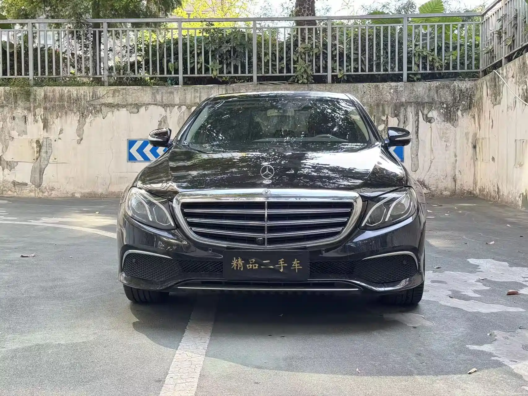 Фото 2 - Mercedes-Benz E-Class