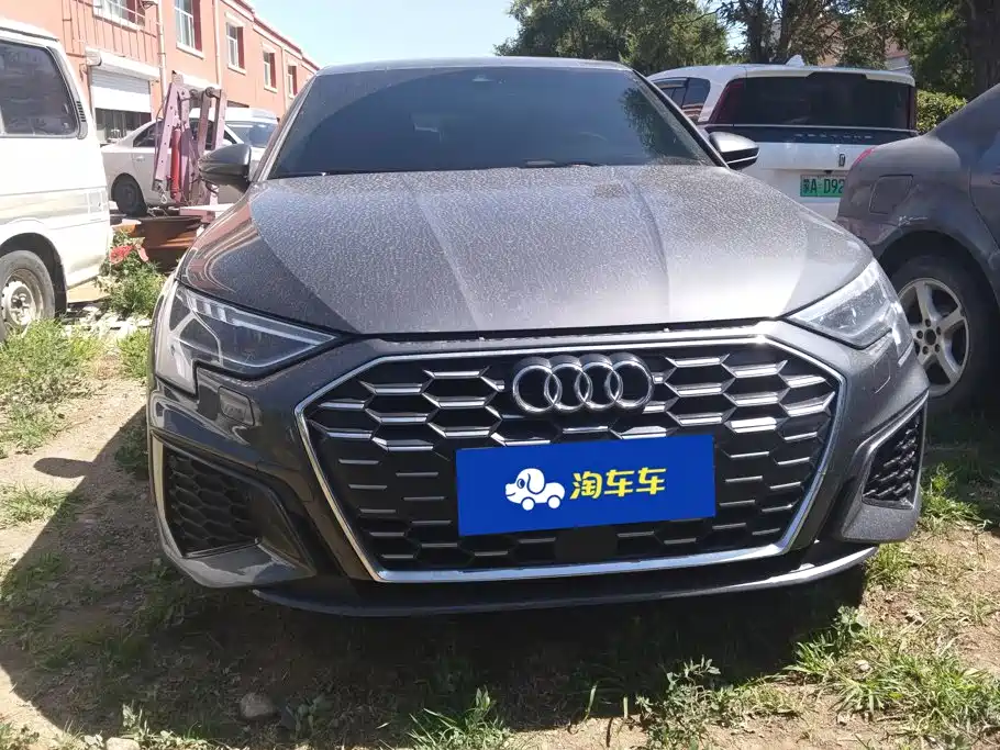 Фото 2 - Audi A3