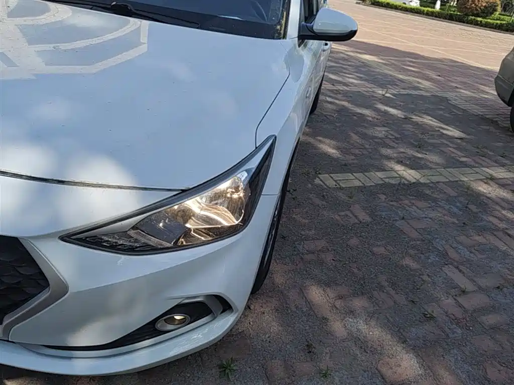 Hyundai Elantra 2017 1.6L Automatic Joy Value GLS фото 24