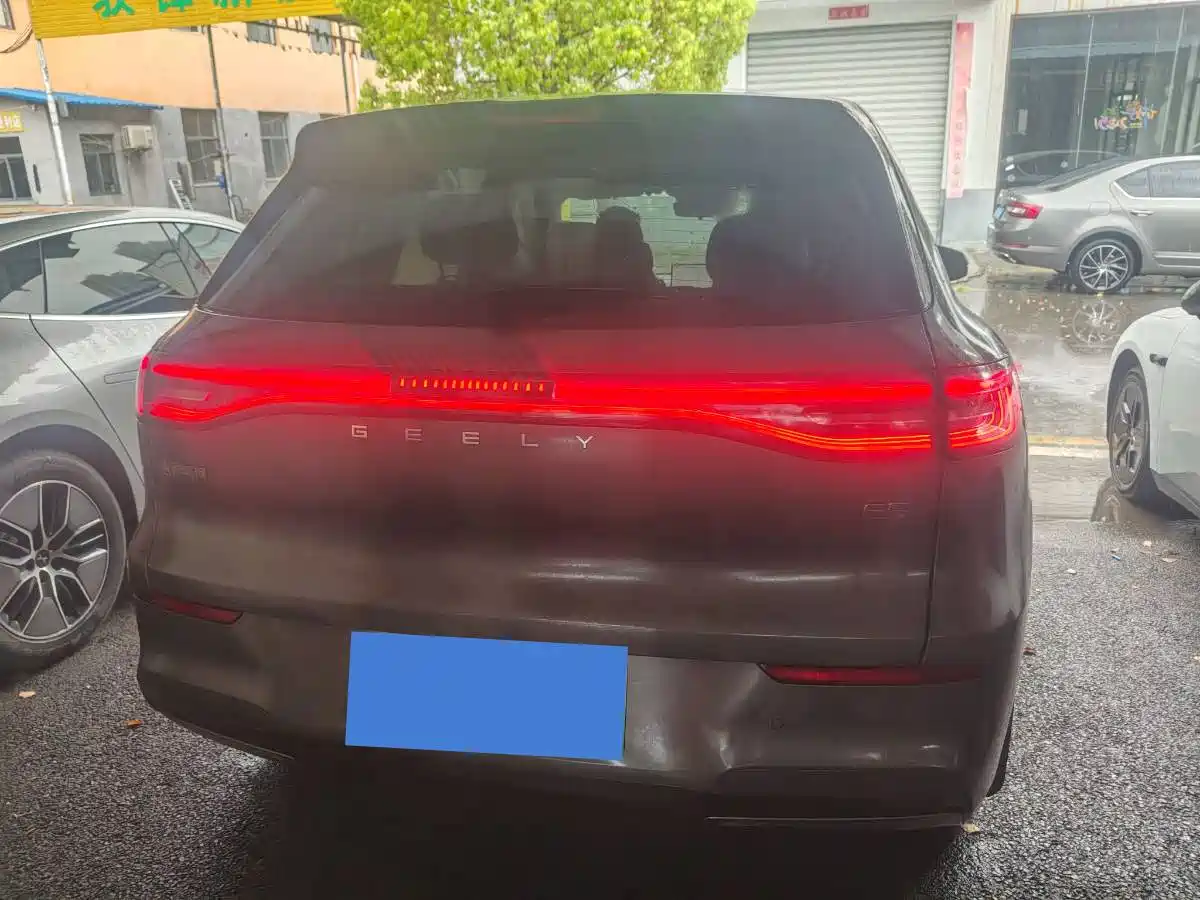 Geely Galaxy Galaxy E5 2024 530km Voyage Edition фото 10