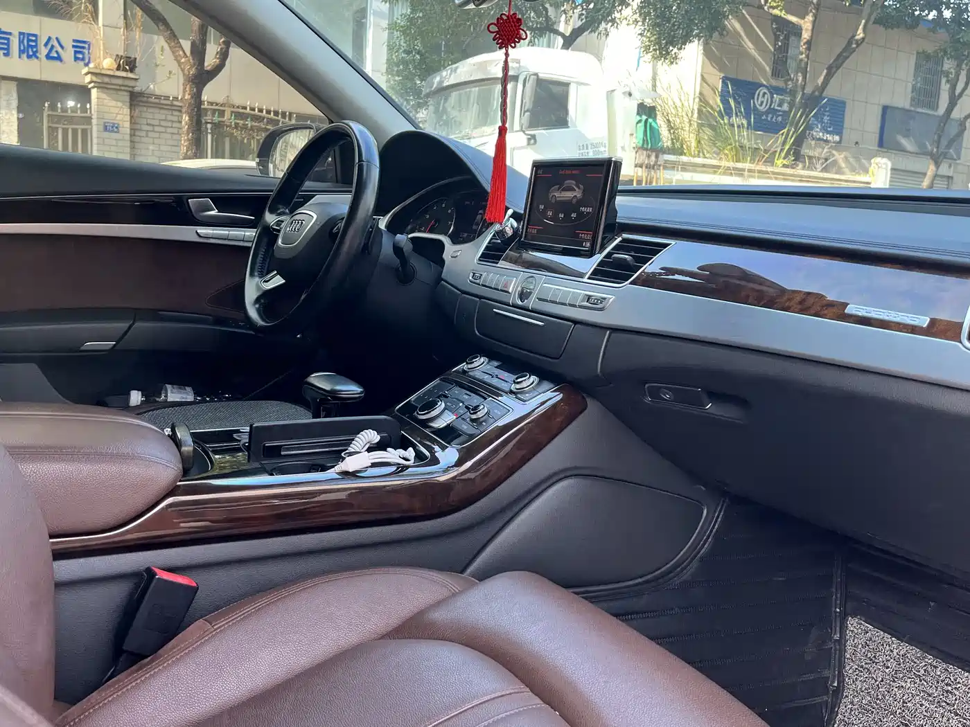 Audi A8 2016 A8L 45 TFSI quattro Comfort фото 7