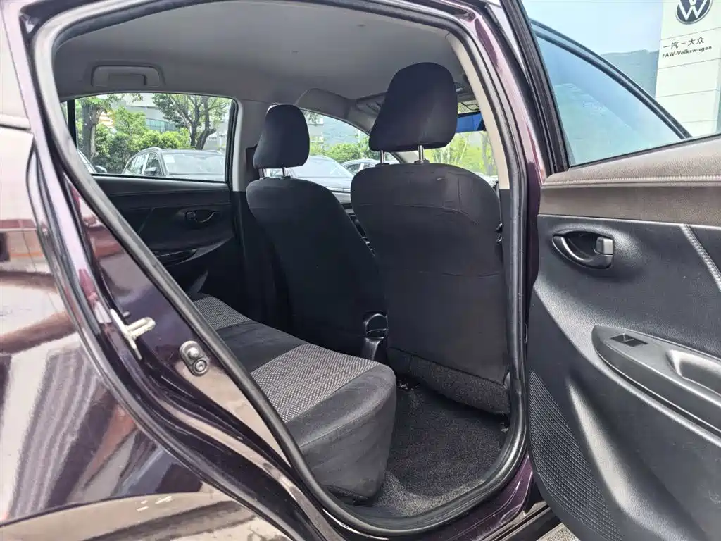 Toyota Vios 2016 1.5L Automatic Zhi Zhen Xing Yao Edition фото 11