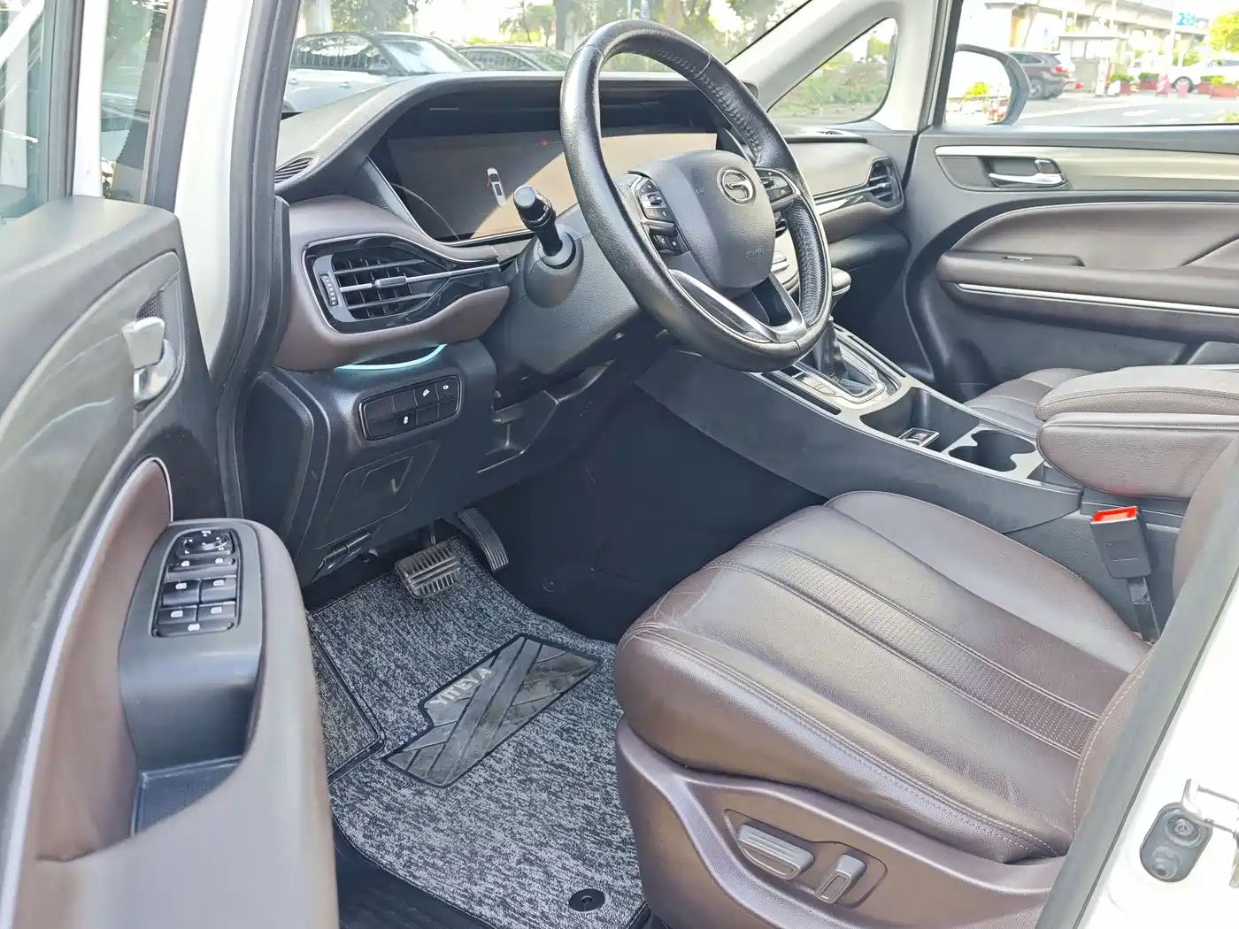GAC Trumpchi Trumpchi M6 2019 270T Automatic Premium (7-seater) China V фото 7