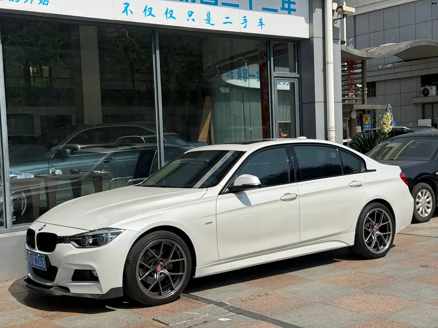 BMW 3 Series 2016 328Li Luxury Design Package фото 3