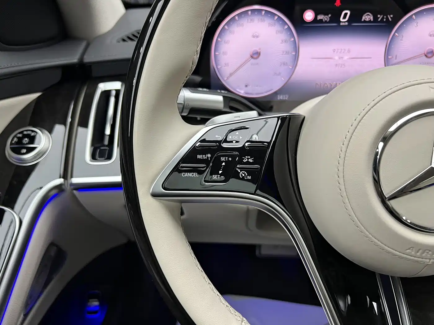 Фото 23 - Mercedes-Benz Maybach S-Class