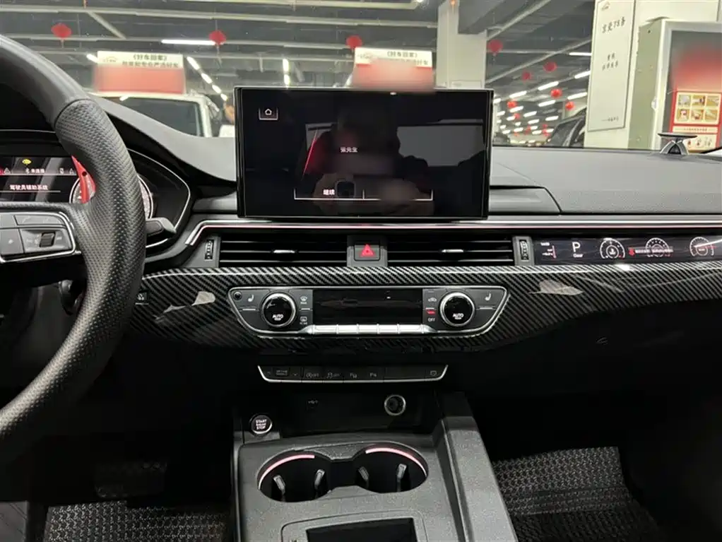 Audi A4L 2020 40 TFSI Luxury Dynamic фото 20
