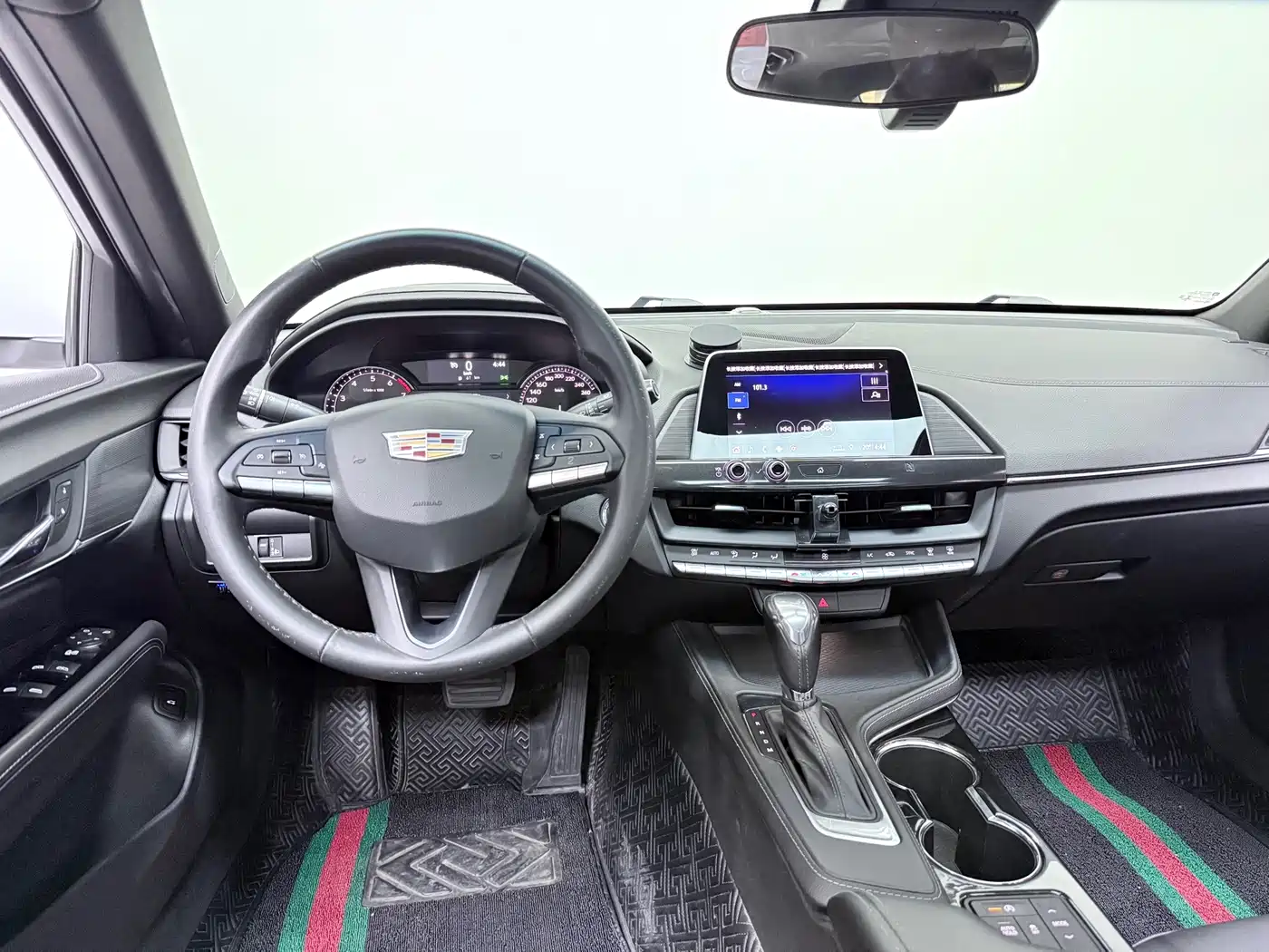 Cadillac CT4 2023 2021 28T Fashion Edition