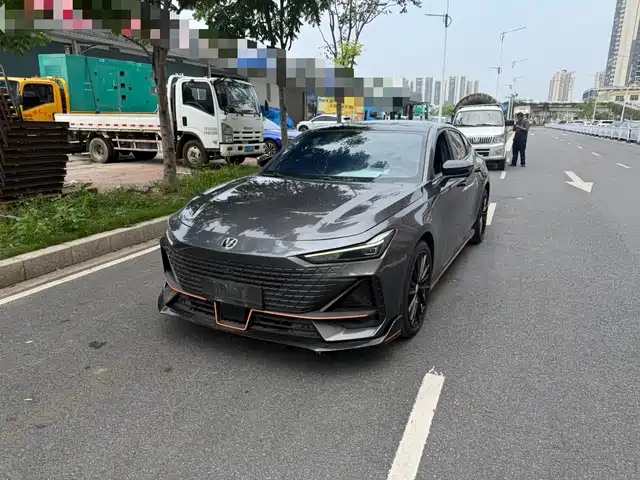 Changan UNI-V 2022