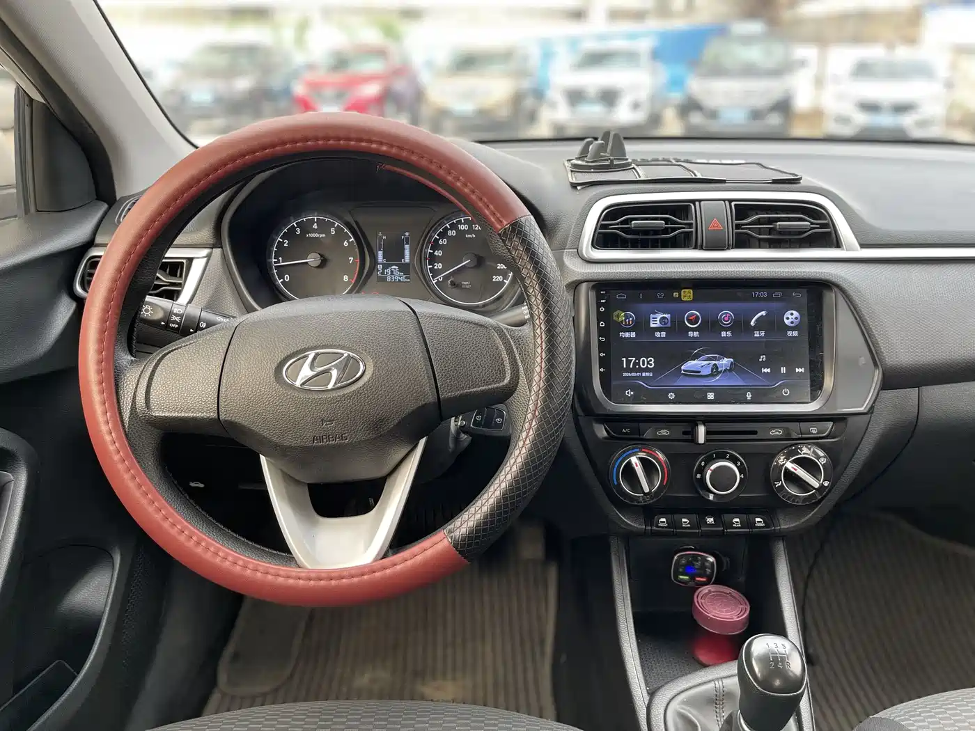 HYUNDAI RENA
