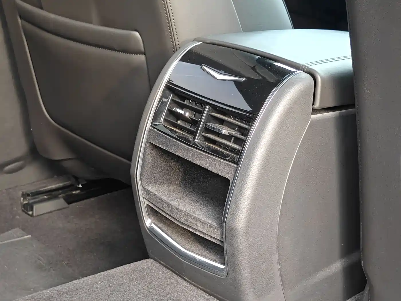 Cadillac CT6 2017 28T Luxury фото 30