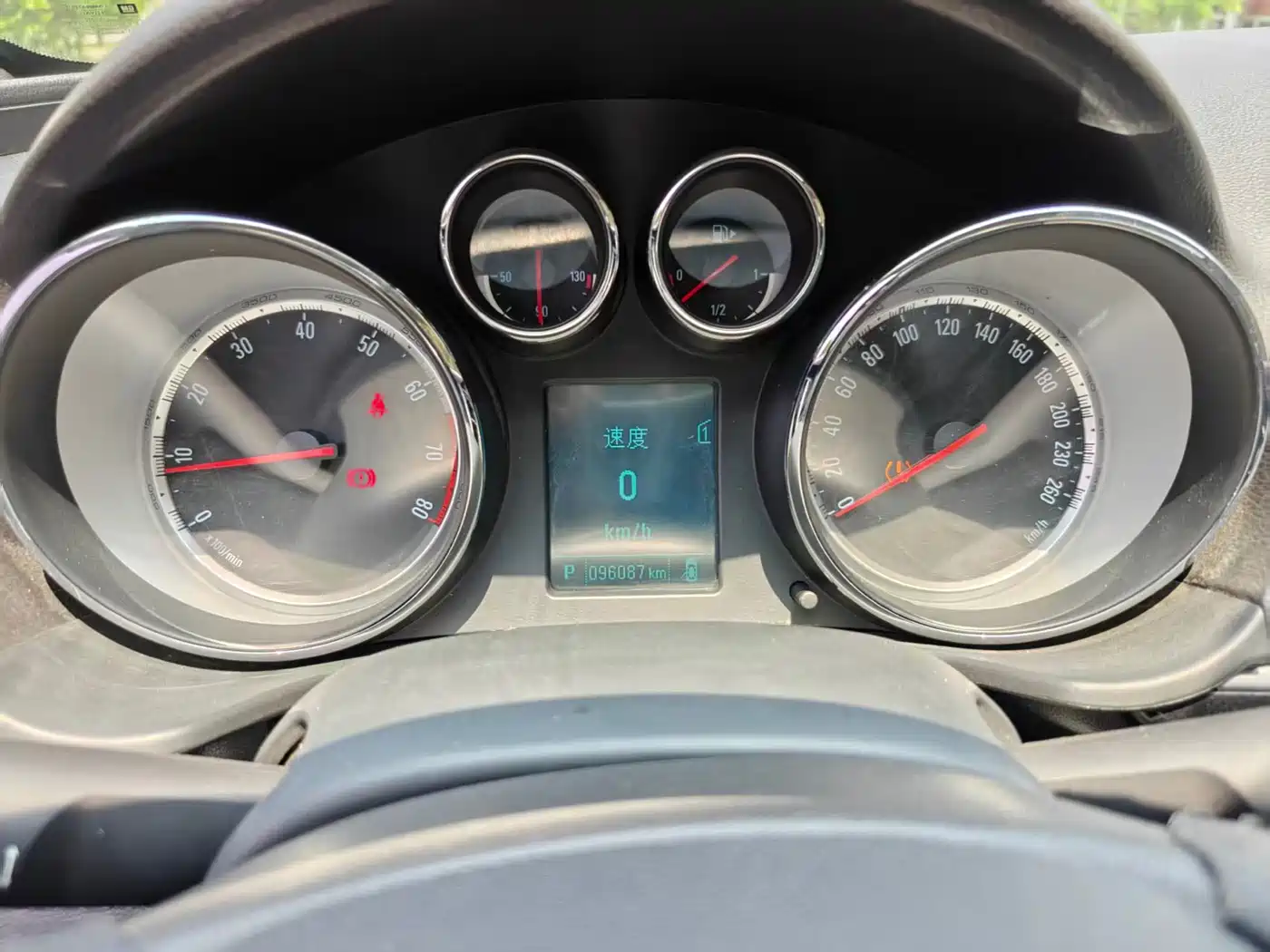 Buick Regal 2015 1.6T Leading Tech Edition фото 17