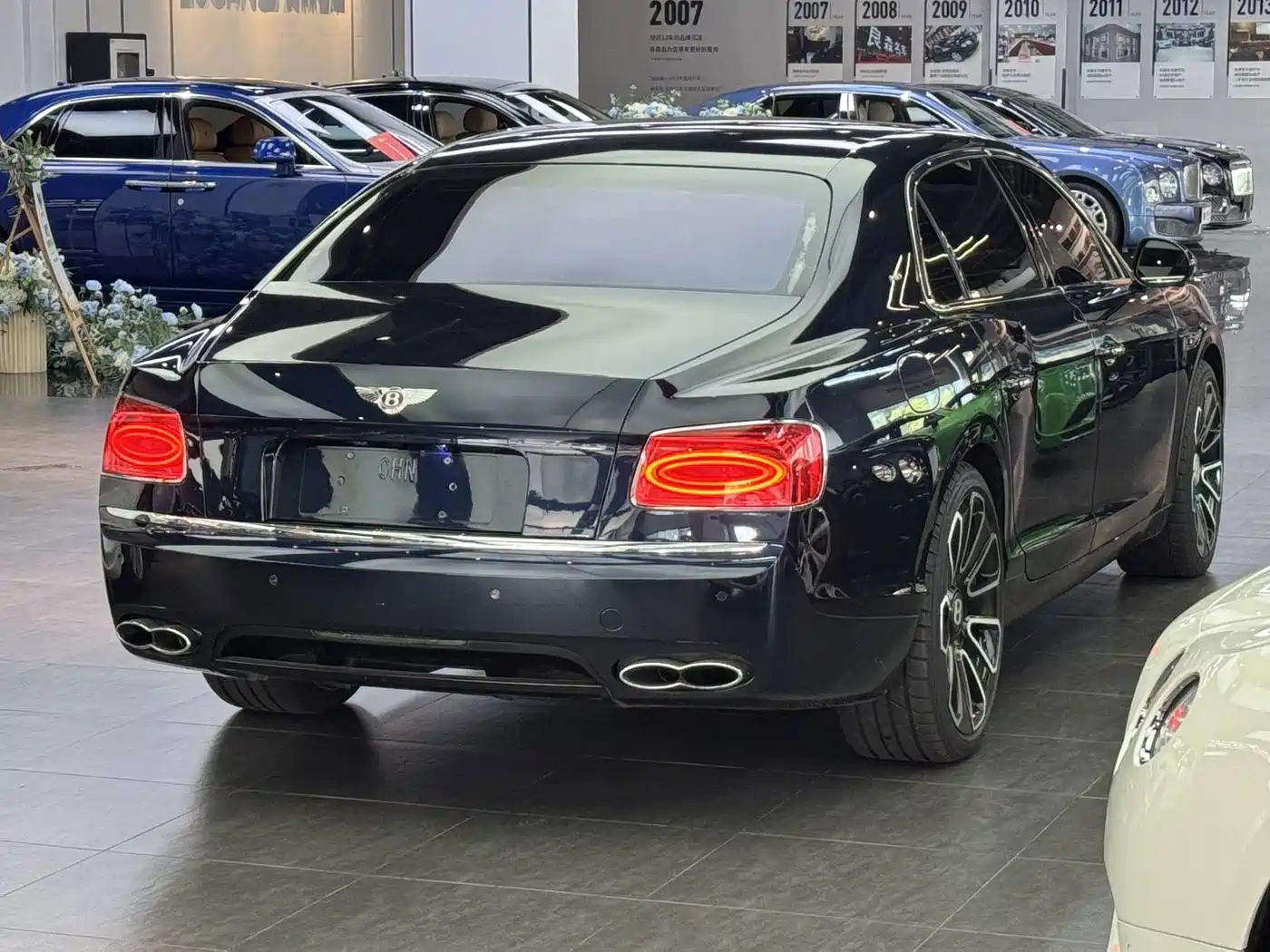 Photo 6 - Bentley Flying Spur