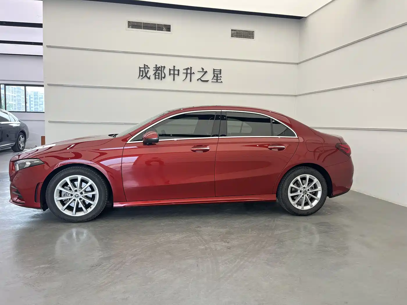 Mercedes-Benz A-Class 2019 A 200 L Sport Sedan фото 2