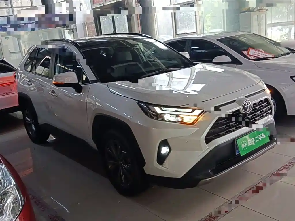 Toyota RAV4 Rongfang 2023 2.0L CVT FWD Style Plus Edition фото 4