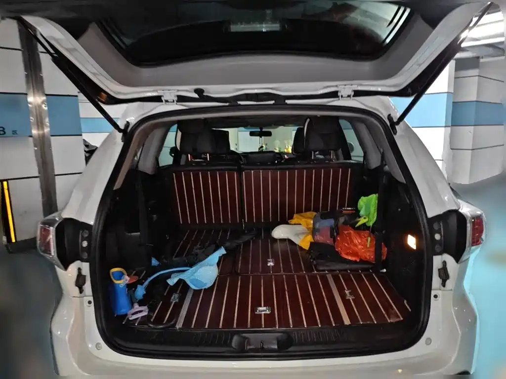 Toyota Highlander 2015 2.0T AWD Luxury Edition 7-seater фото 16