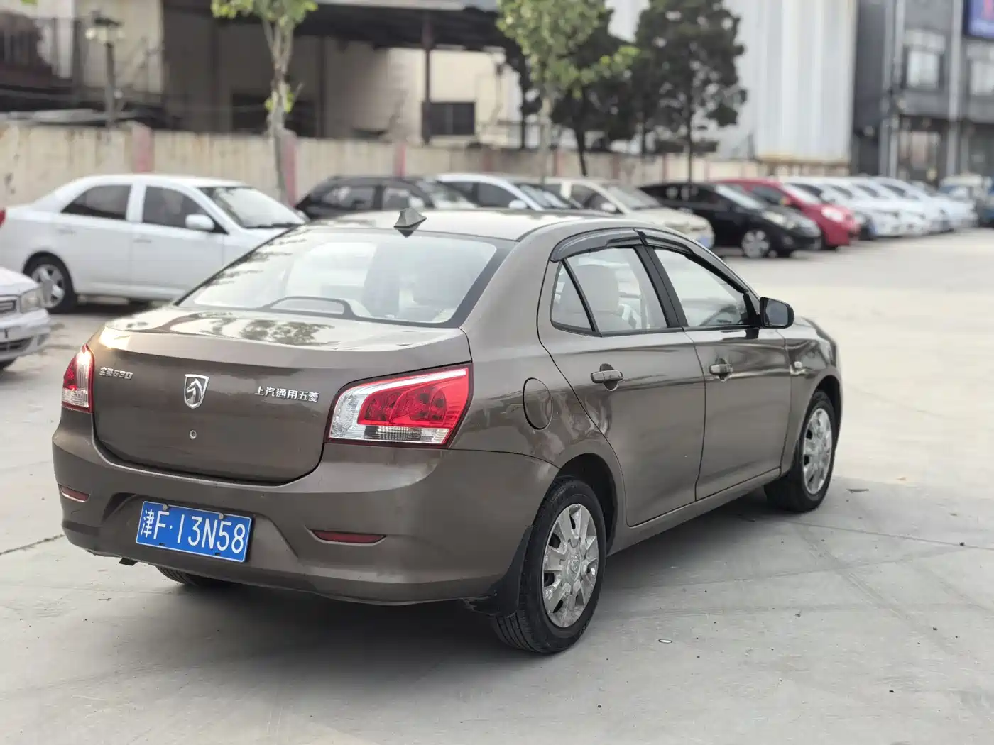 Baojun 630 2013 2013 1.5L Manual Standard