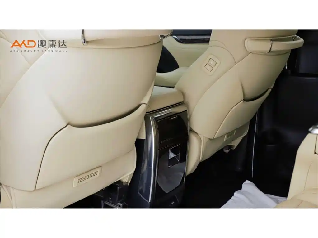 Toyota Alphard 2021 Hybrid 2.5L Luxury фото 10