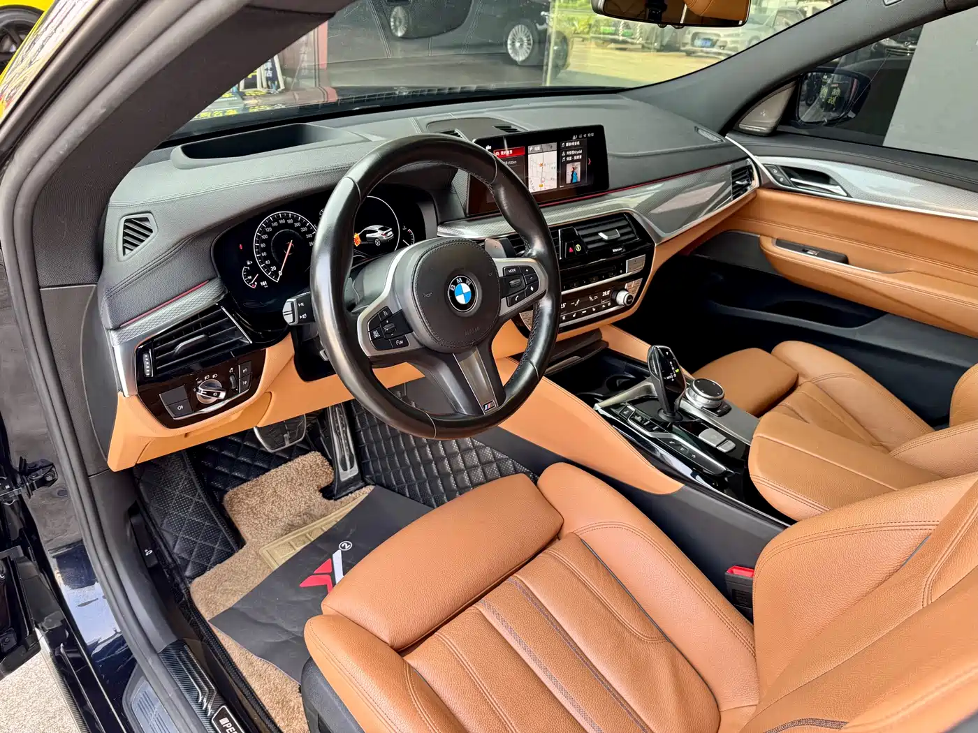 BMW 6 Series GT 2019 630i M Sport Package фото 6